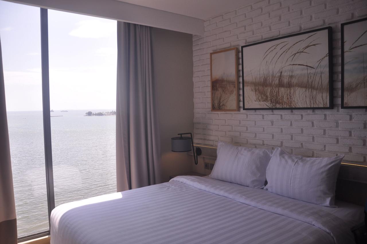 Expressia Hotel Макасар Экстерьер фото