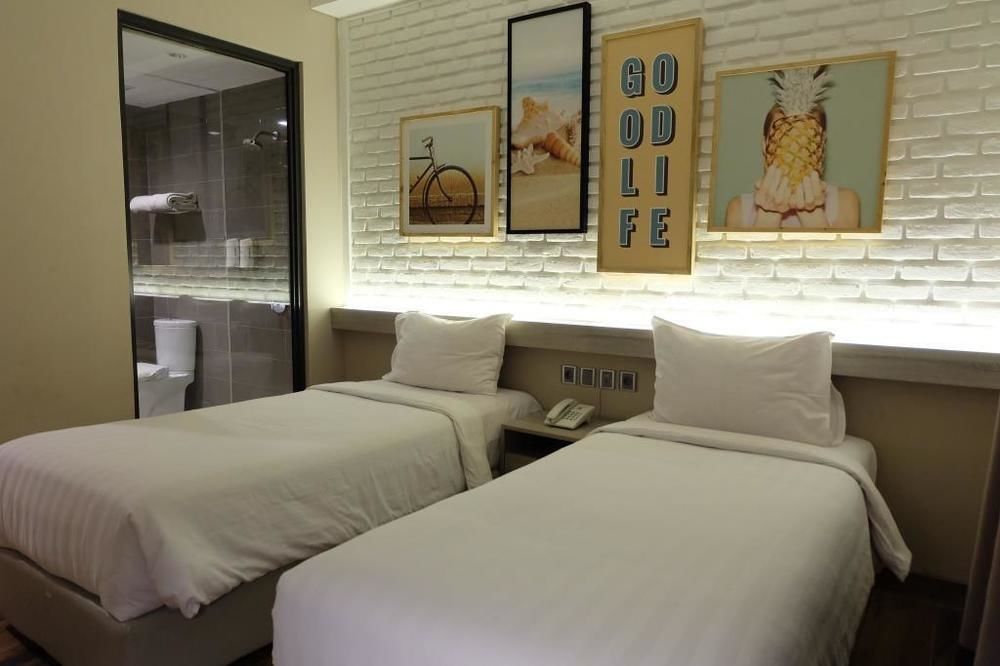 Expressia Hotel Макасар Экстерьер фото